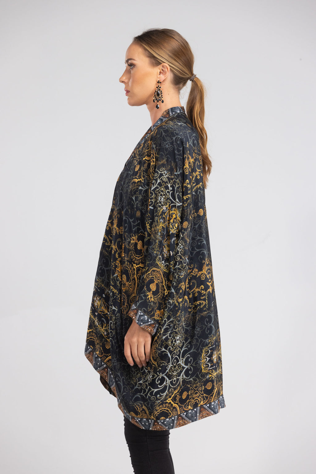 Valletta Short Kimono Shrug