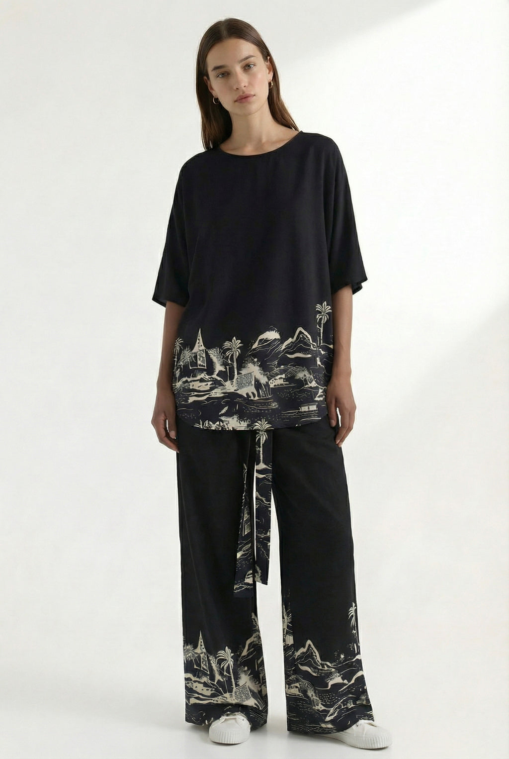 Wayfarer Kaftan Top Black