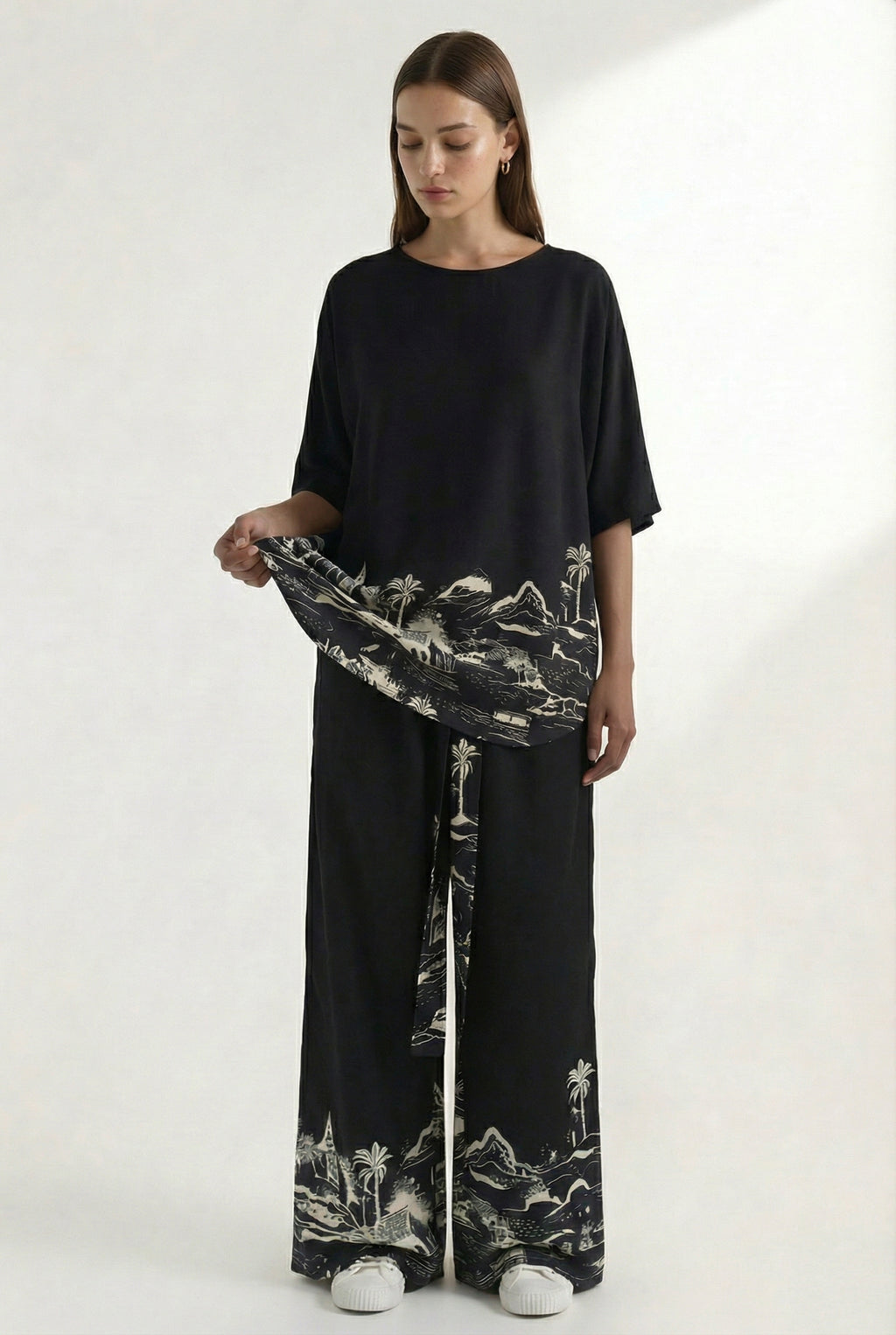 Wayfarer Kaftan Top Black