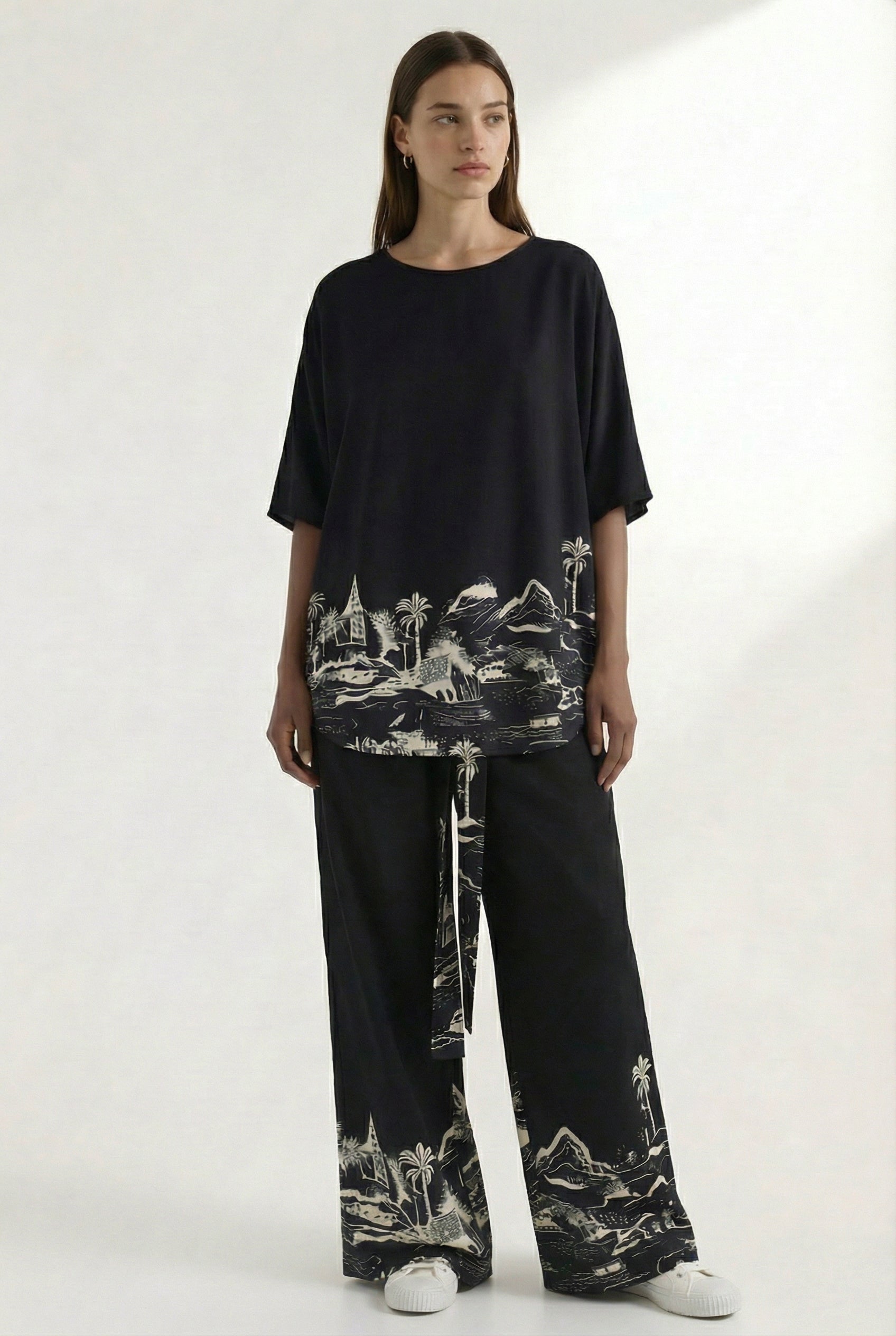 Wayfarer Kaftan Top Black