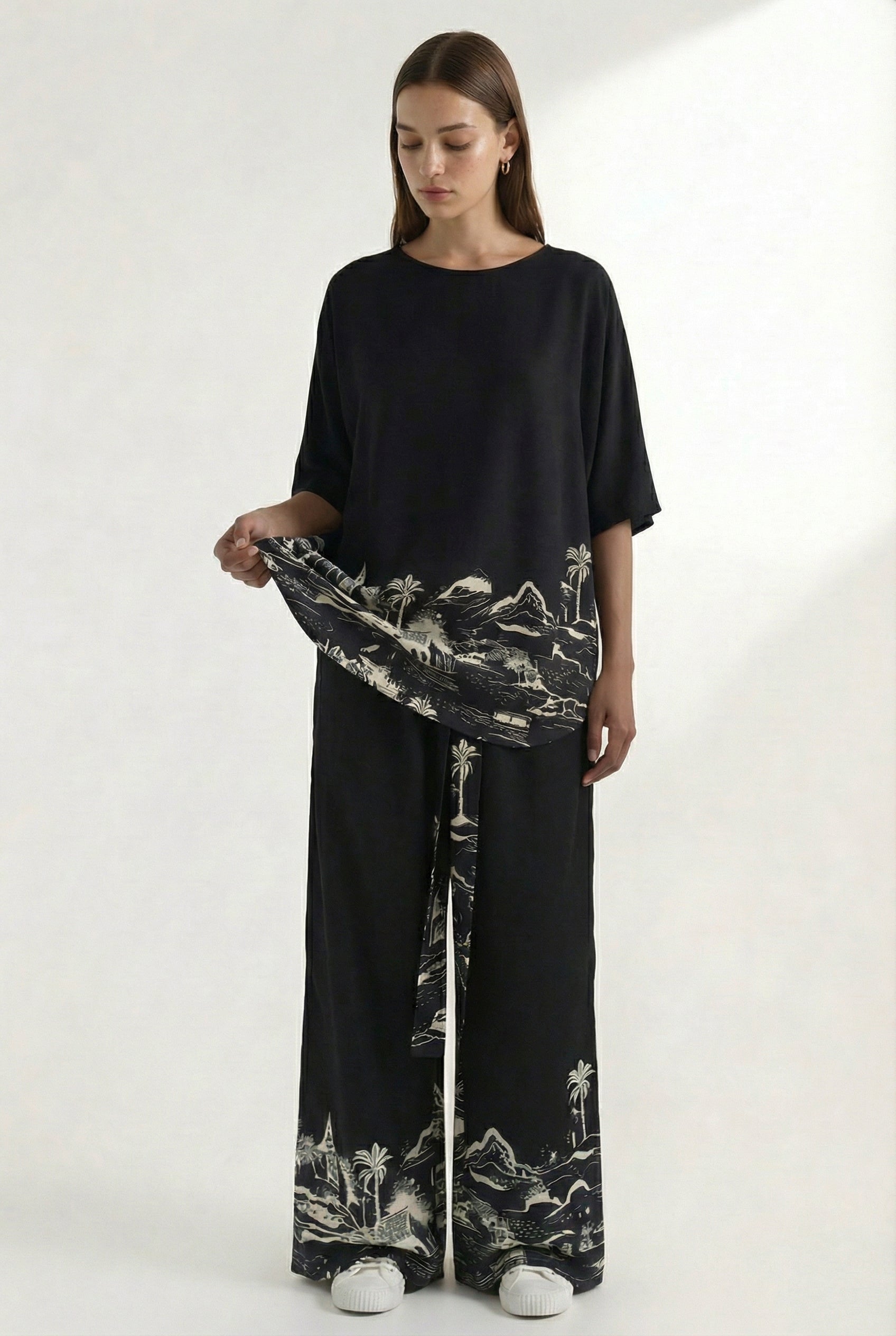 Wayfarer Kaftan Top Black