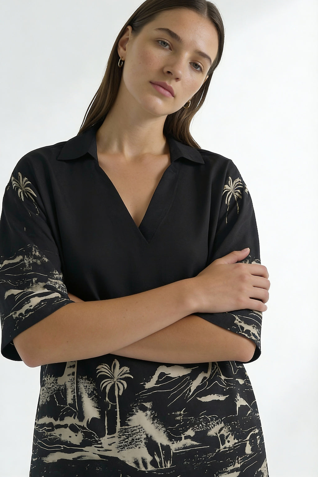 Wayfarer Resort Top Black